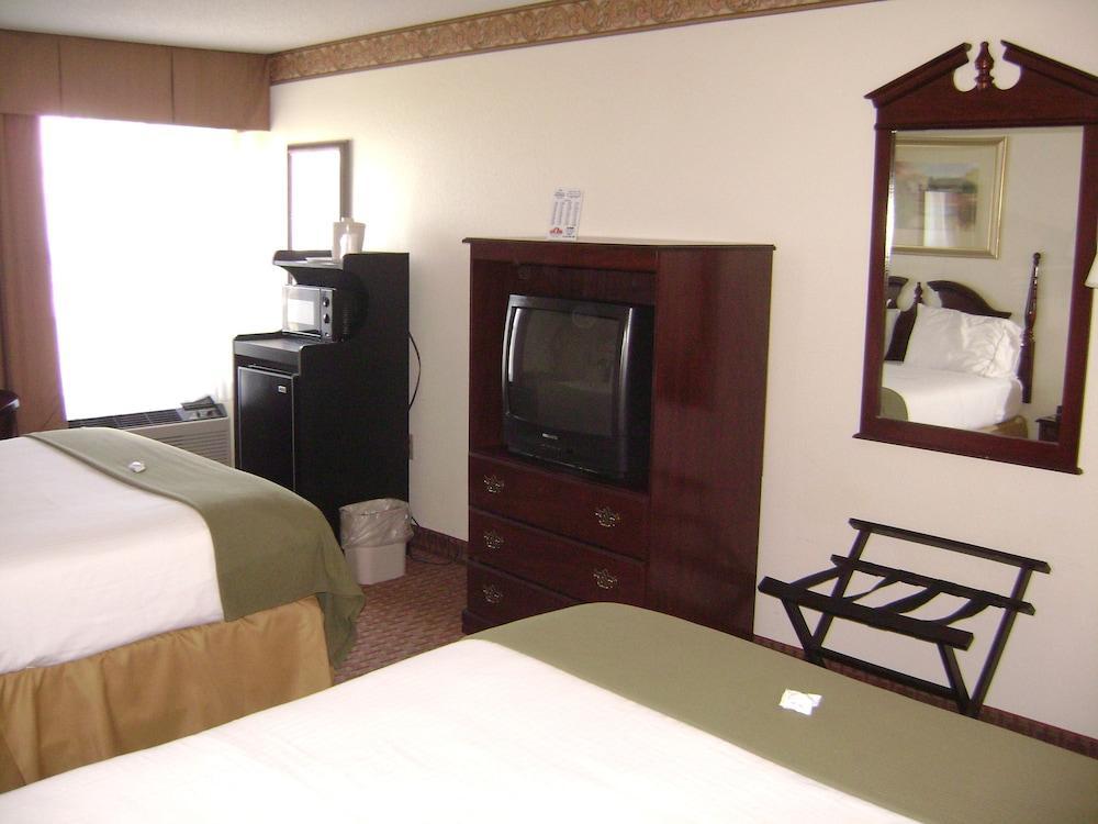 Holiday Inn Express Wilson I-95 By Ihg Dış mekan fotoğraf